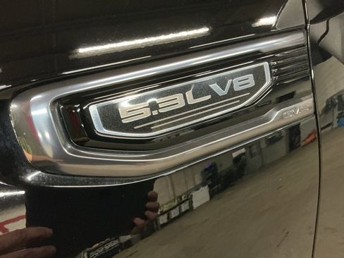 Used 2019 GMC Sierra 1500 AT4 w/ AT4 Premium Package image 4
