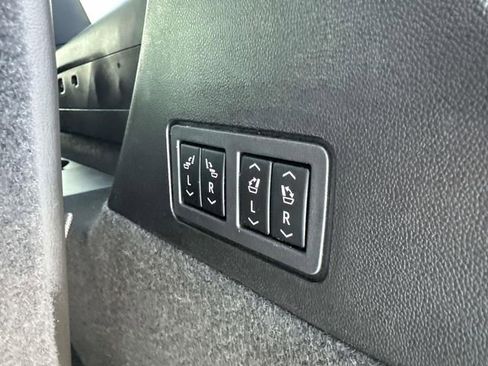 Certified 2023 Cadillac XT6 Premium Luxury AWD/4WD image 60