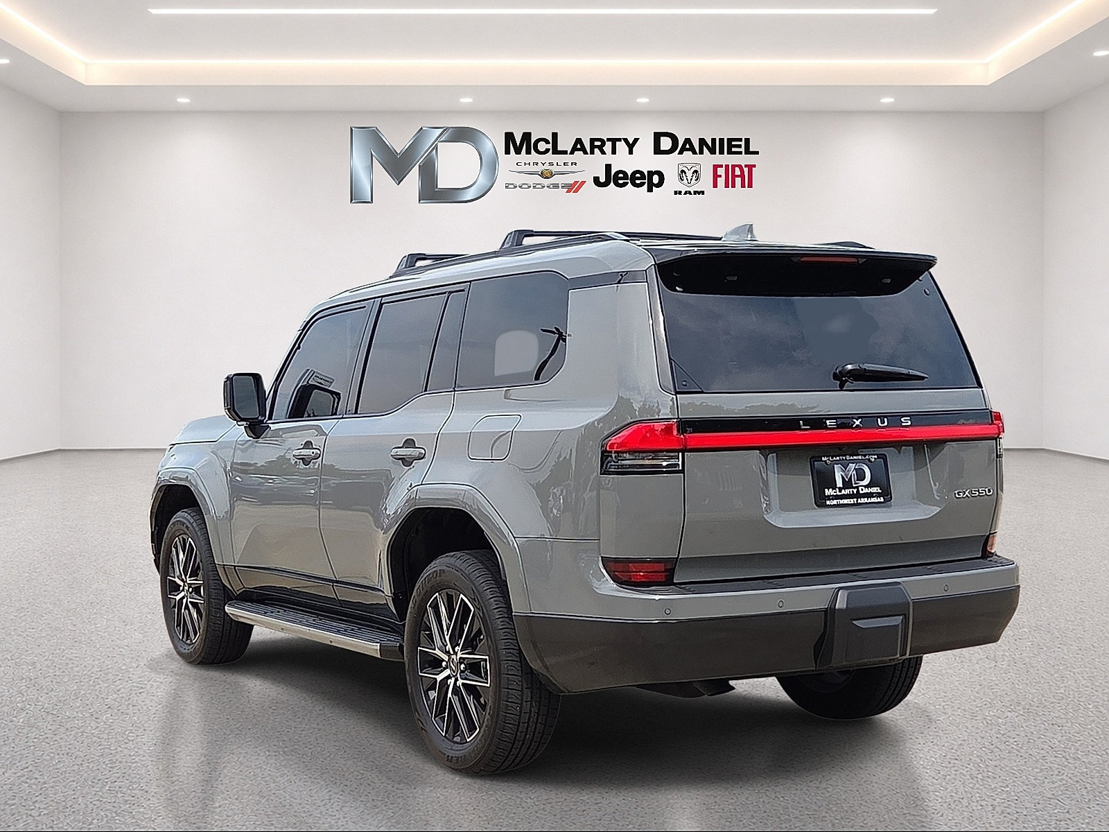 Used 2026 Lexus GX 550 w/ Accessory Package (2T) AWD/4WD image 4