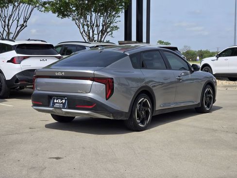 Used 2025 Kia K4 EX FWD image 4