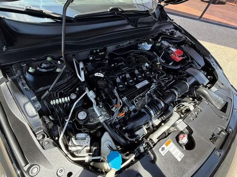 Used 2018 Honda Accord Sport image 24