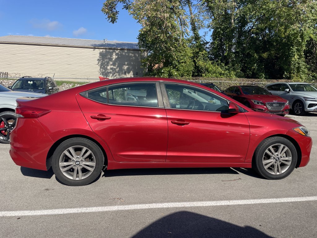 Used 2017 Hyundai Elantra SE FWD image 8