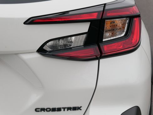 Certified 2026 Subaru Crosstrek 2.0i Premium AWD/4WD image 17