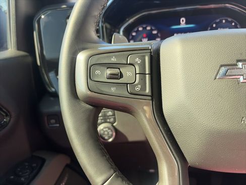 Used 2025 Chevrolet Silverado 1500 ZR2 w/ Technology Package image 17