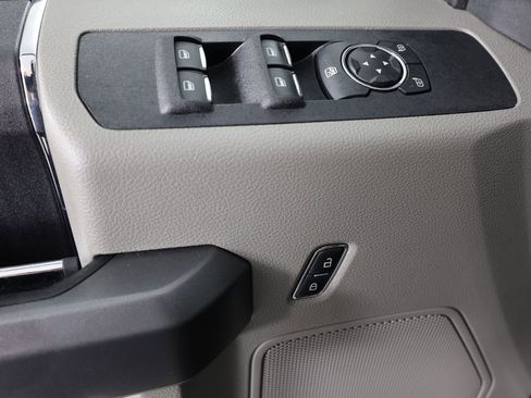 Used 2019 Ford F250 XLT image 20