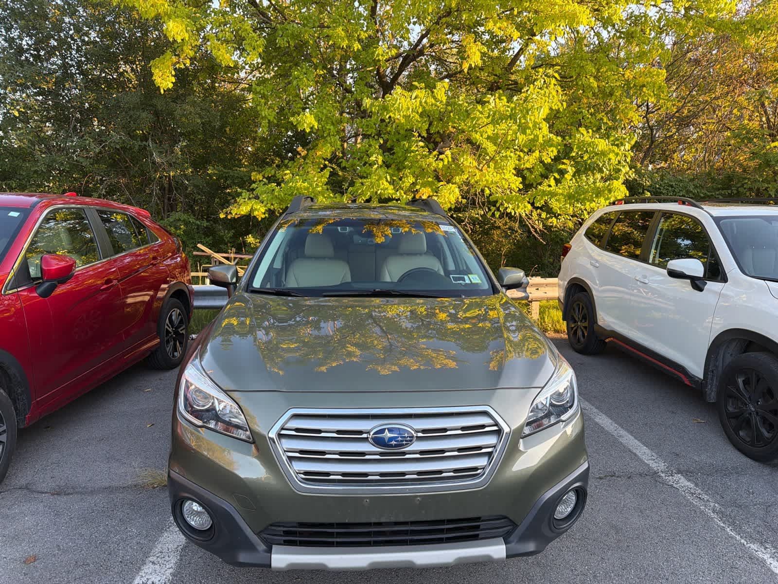 Used 2017 Subaru Outback 3.6R Limited AWD/4WD image 29
