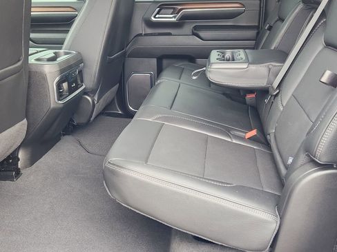 Certified 2024 GMC Sierra 2500 Denali w/ Denali Reserve Package image 16