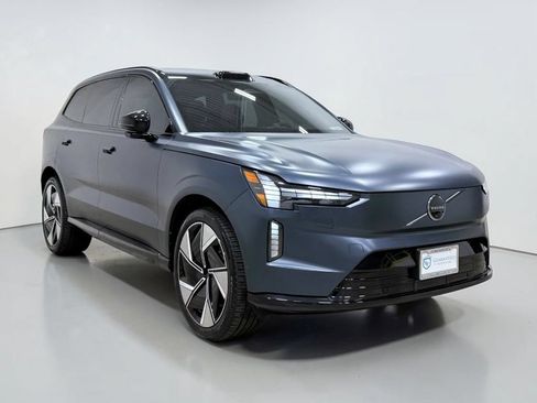 Used 2025 Volvo EX90 Ultra AWD/4WD image 4