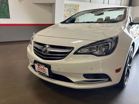 Used 2019 Buick Cascada Premium image 19