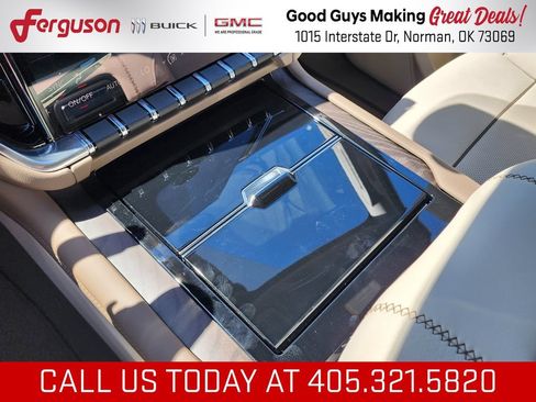 New 2026 GMC Yukon Denali w/ Denali Reserve Package AWD/4WD image 35