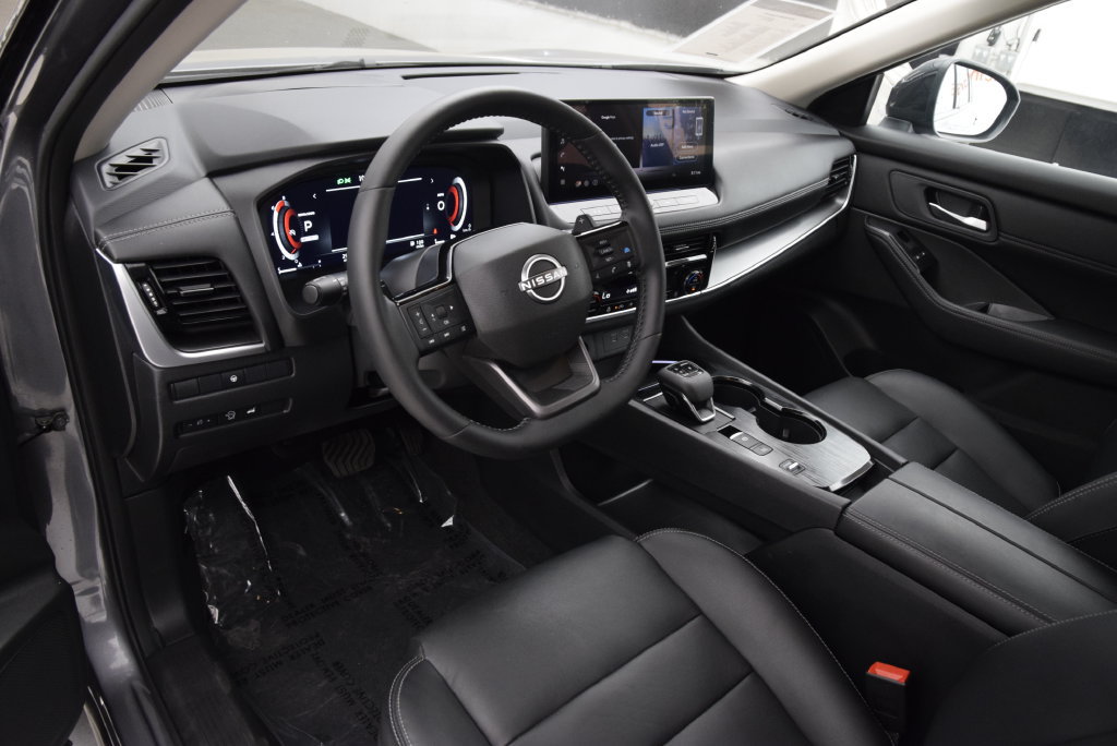 Used 2026 Nissan Rogue SL FWD image 20