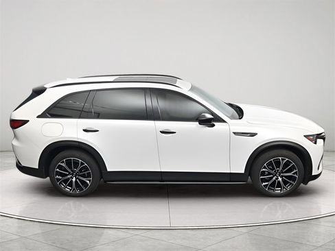 Certified 2025 MAZDA CX-70 Plug-In Hybrid w/ Premium Plus image 18