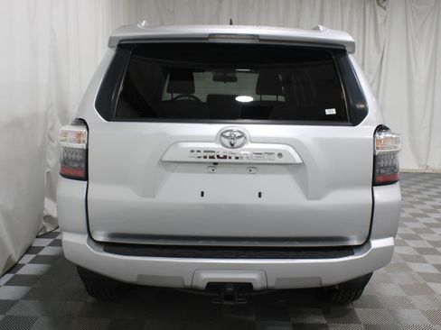 Used 2017 Toyota 4Runner SR5 image 27