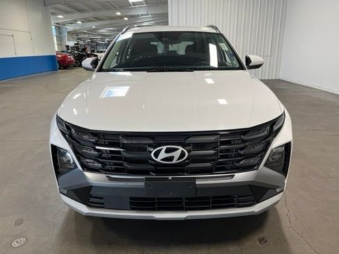 Used 2025 Hyundai Tucson SEL FWD image 8