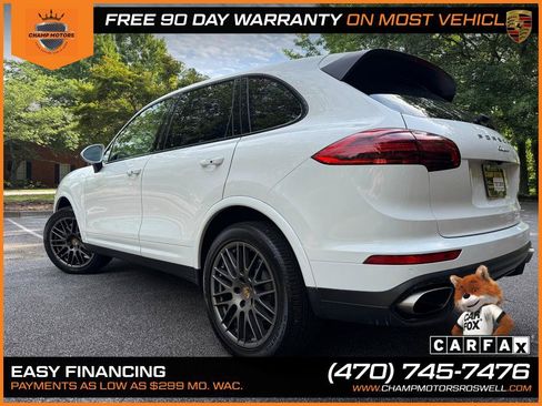 Used 2017 Porsche Cayenne Platinum Edition AWD/4WD image 11