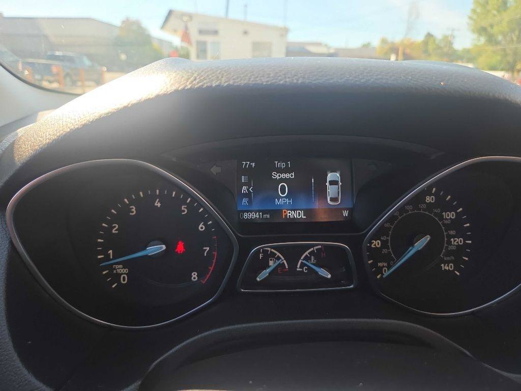 Used 2015 Ford Focus SE FWD image 11