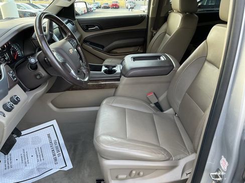 Used 2019 Chevrolet Tahoe LT image 15
