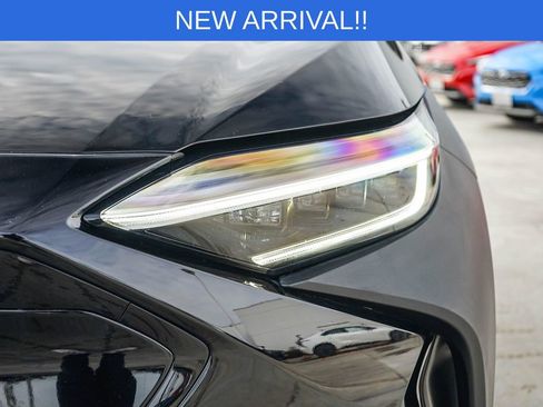 Certified 2023 Subaru Solterra Limited image 10