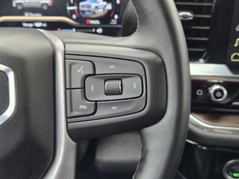 Used 2024 GMC Sierra 1500 SLT image 26