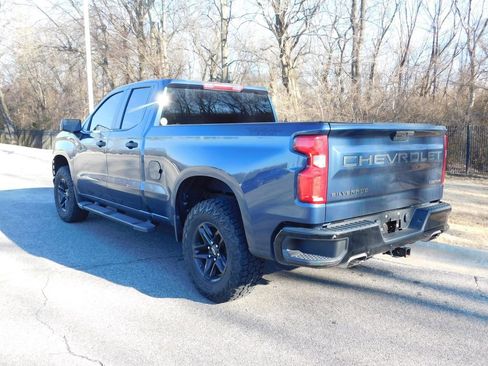 Used 2019 Chevrolet Silverado 1500 Custom Trail Boss w/ Custom Convenience Package image 9