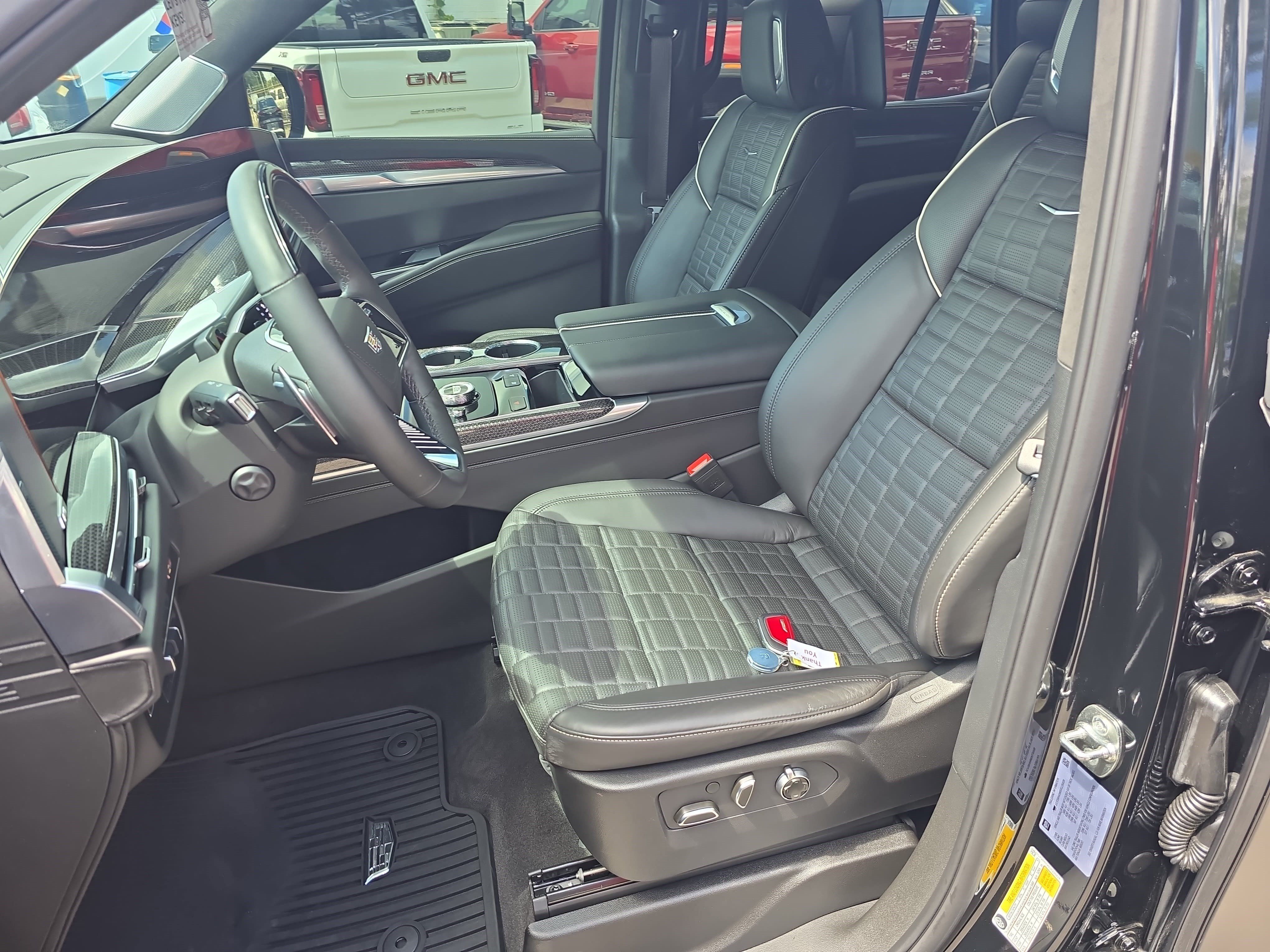 Certified 2025 Cadillac Escalade V AWD/4WD image 16