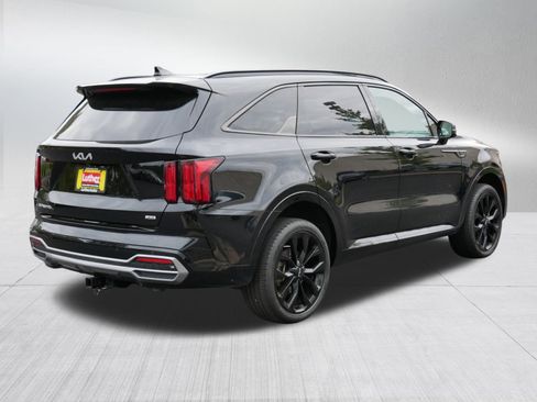 Used 2023 Kia Sorento SX image 7