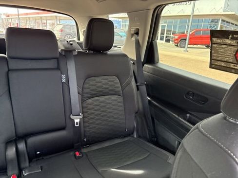 Certified 2024 Nissan Pathfinder SV image 22