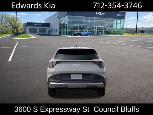 New 2026 Kia Sportage EX FWD image 6
