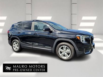 Used 2022 GMC Terrain SLE w/ Driver Convenience Package