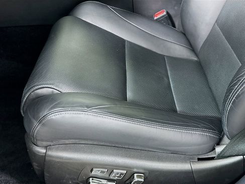 Used 2016 Lexus LS 460 image 18