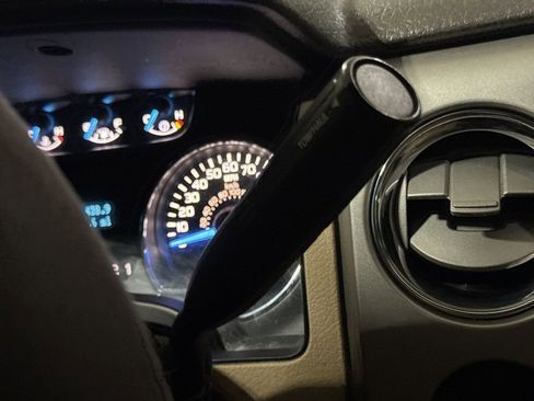 Used 2011 Ford F150 XLT image 16