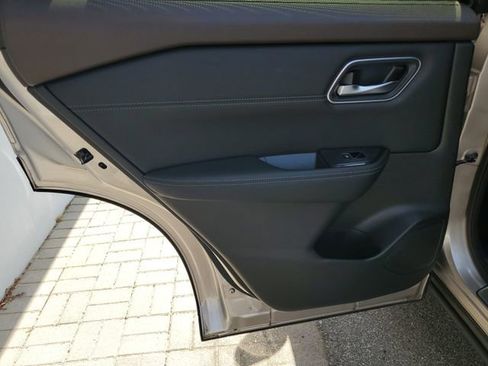 Certified 2023 Nissan Rogue Platinum w/ Platinum Premium Package image 35