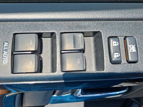 Used 2022 Toyota 4Runner TRD Off-Road Premium AWD/4WD image 28