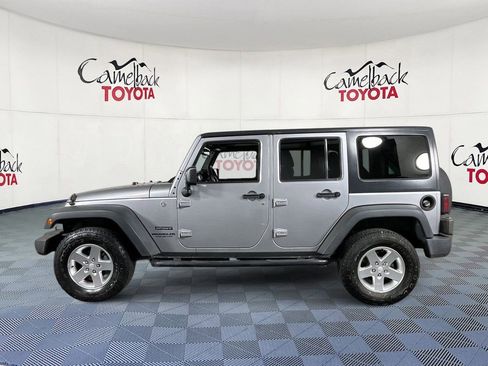 Used 2013 Jeep Wrangler Unlimited Sport AWD/4WD image 5