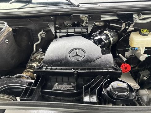 Used 2024 Mercedes-Benz Sprinter 2500 image 66
