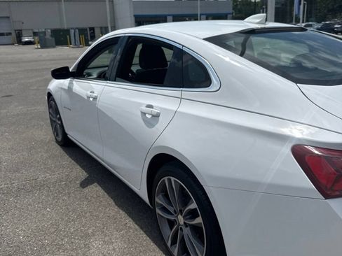Used 2022 Chevrolet Malibu LT FWD image 16