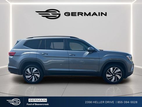Used 2024 Volkswagen Atlas SE AWD/4WD image 9