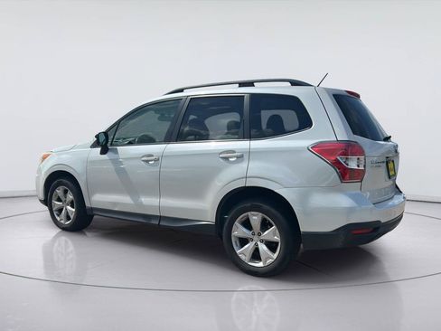 Used 2015 Subaru Forester 2.5i Premium w/ All-Weather Package AWD/4WD image 6