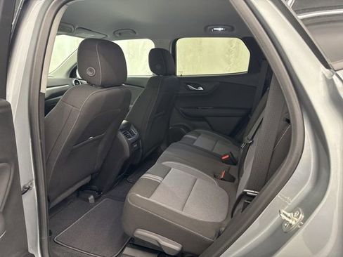 New 2026 Chevrolet Blazer LT w/ LPO, Black Sport Package FWD image 18