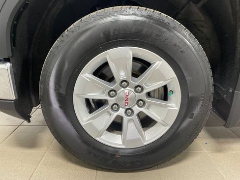 Used 2022 GMC Sierra 1500 SLE AWD/4WD image 7