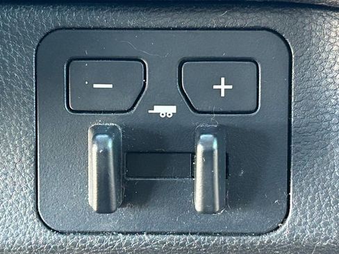 Used 2022 Toyota Tundra SR5 image 16