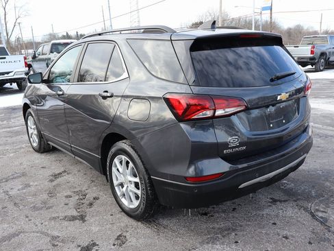 Used 2022 Chevrolet Equinox LT image 3