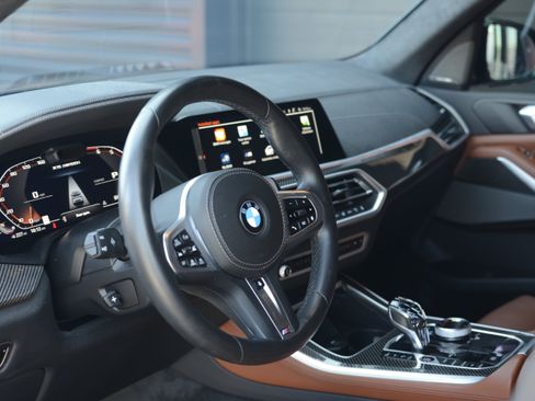 Used 2022 BMW X5 M50i w/ Executive Package AWD/4WD image 4