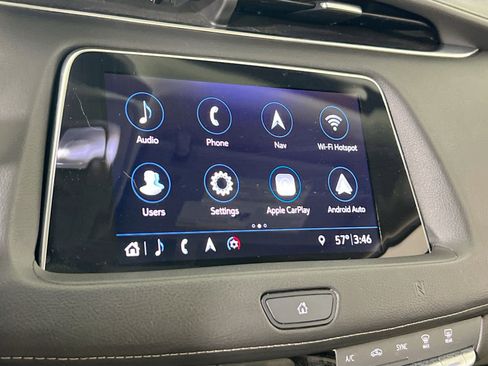 Used 2019 Cadillac XT4 Luxury w/ Cold Weather Package AWD/4WD image 15