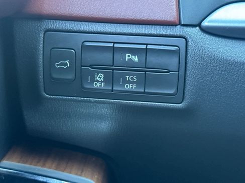 Used 2018 MAZDA CX-9 Signature image 33