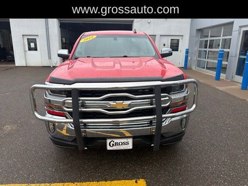 Used 2018 Chevrolet Silverado 1500 LT w/ All Star Edition AWD/4WD image 3