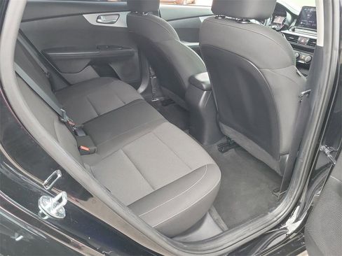 Used 2023 Kia Forte LXS image 18