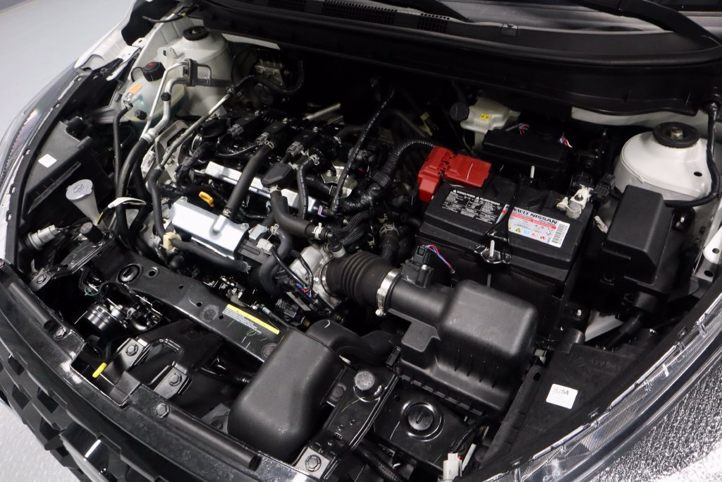 Used 2024 Nissan Kicks S FWD image 17