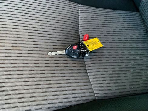 Used 2018 Toyota 4Runner SR5 Premium image 13