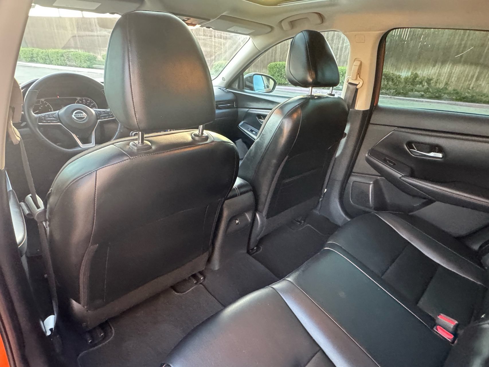 Used 2023 Nissan Sentra SR w/ SR Premium Package FWD image 27